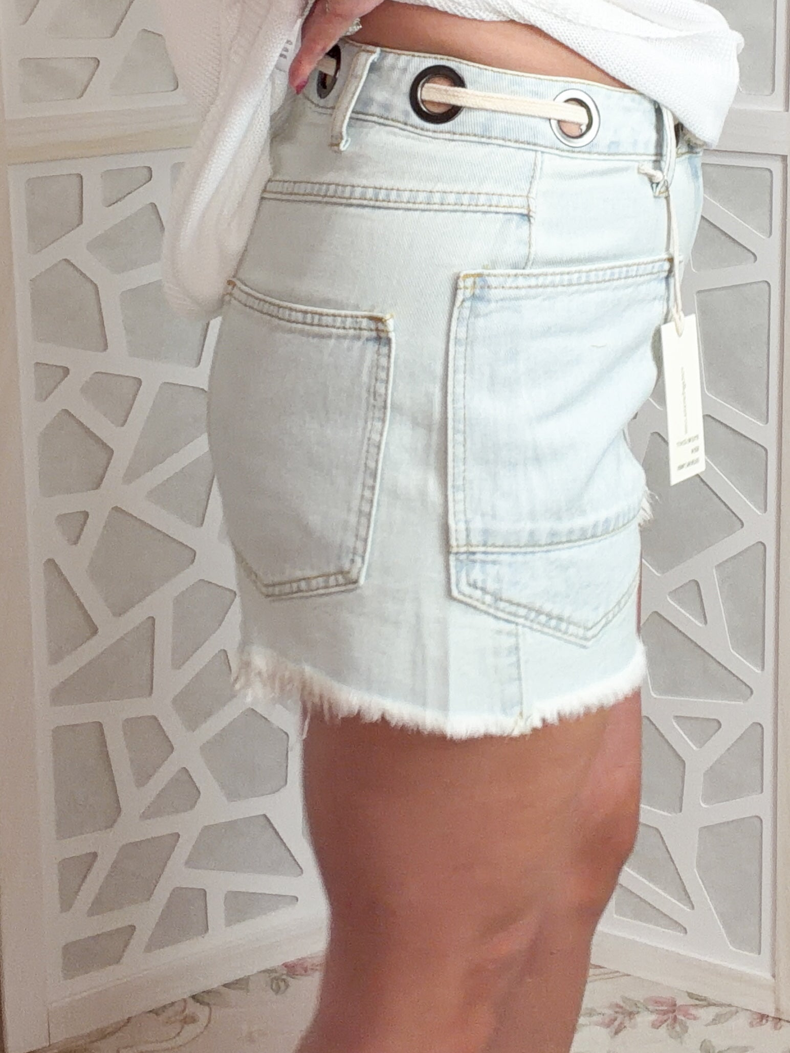 Salt Wash Grommet Tie-Waist Denim Shorts- Bella Blossom Boutique