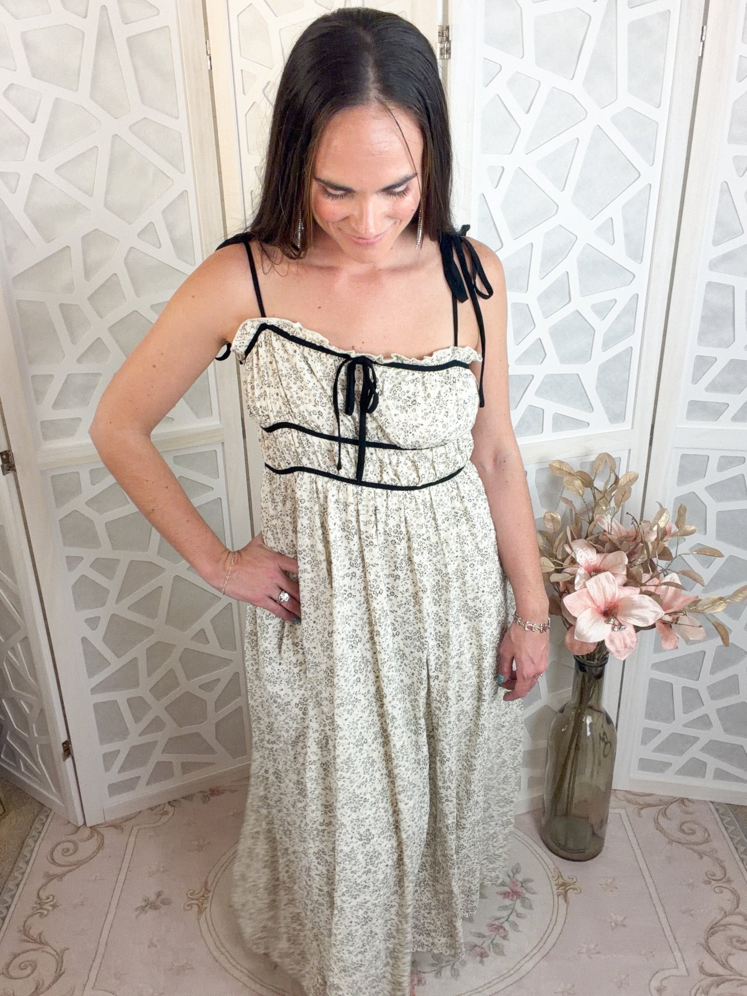 Aria Floral Contrast Trim Maxi Dress - Bella Blossom Boutique