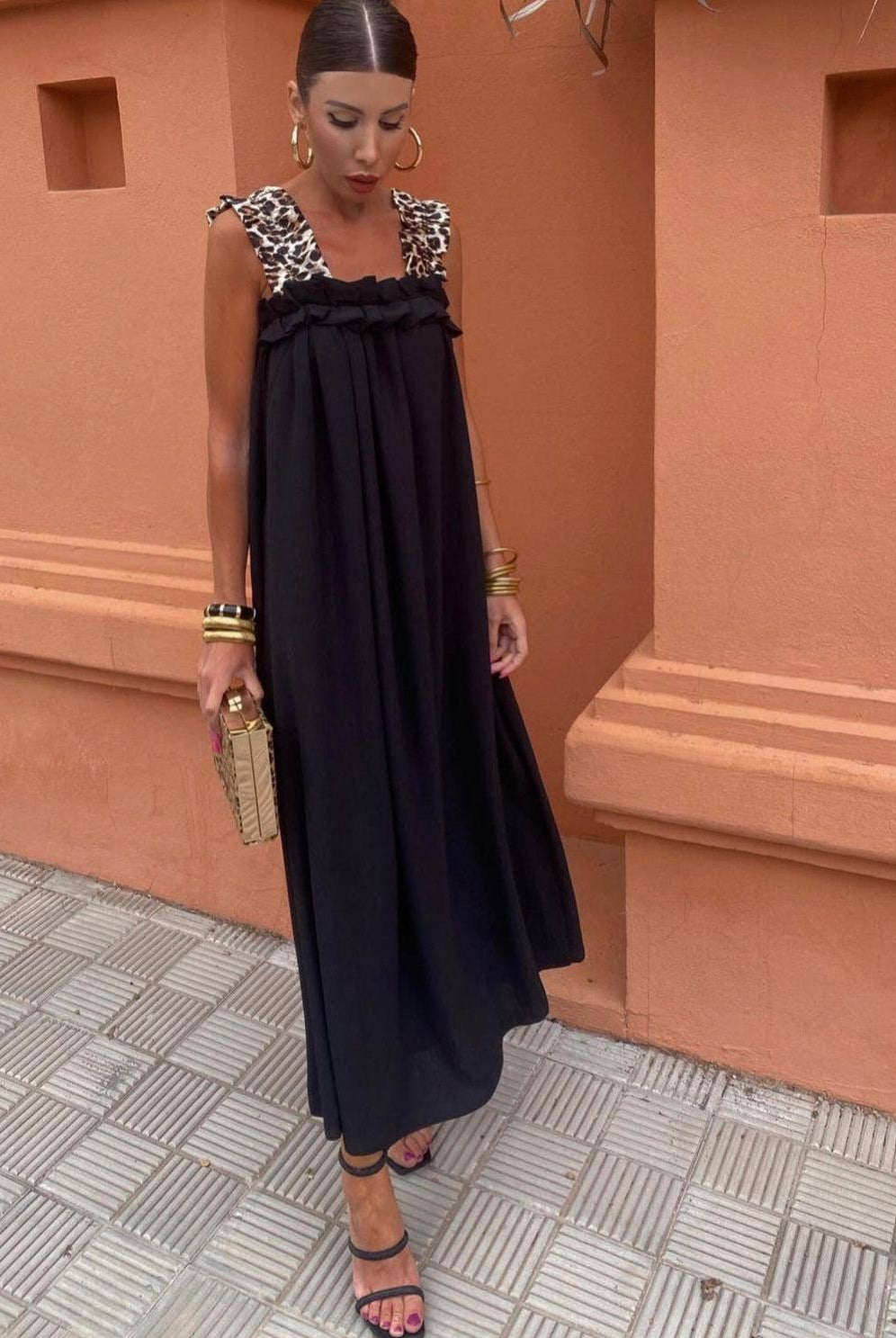 Serengeti Chic: Italian Made Cheetah Strap Flow Dress - Bella Blossom Boutique
