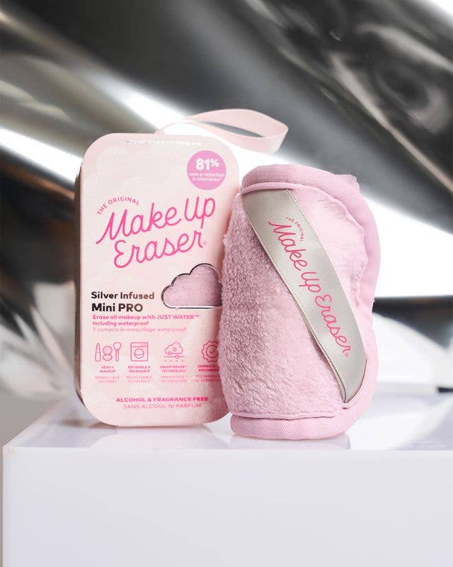 Silver-Infused Mini PRO: Antibacterial MakeUp Eraser for Acne-Prone Skin - Bella Blossom Boutique