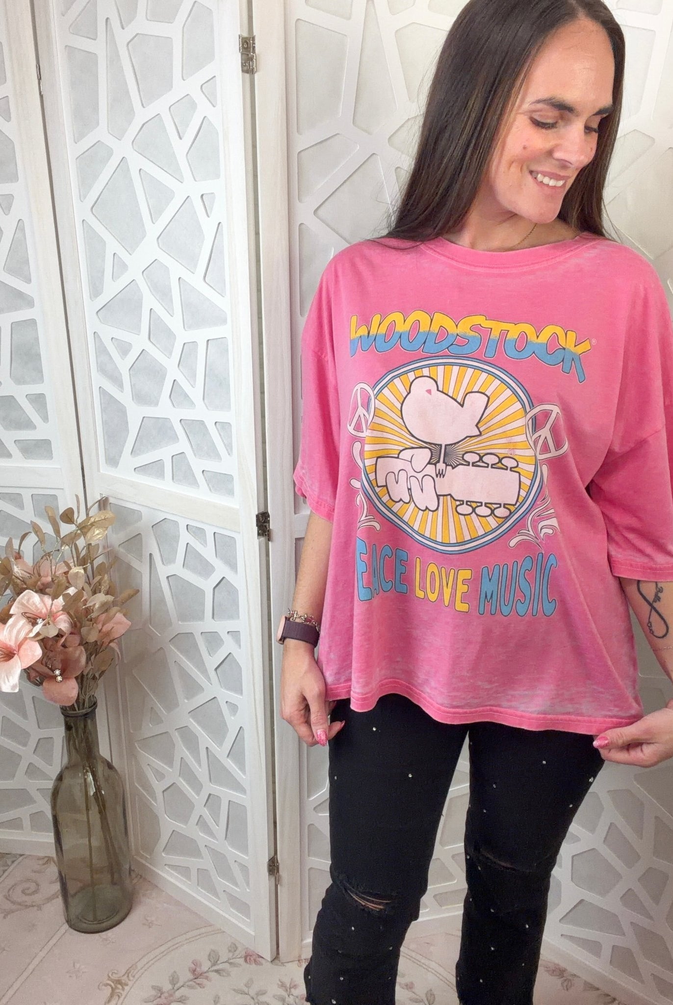 Woodstock Vintage Oversized Graphic Tee – Retro Peace & Music T-Shirt - Bella Blossom Boutique