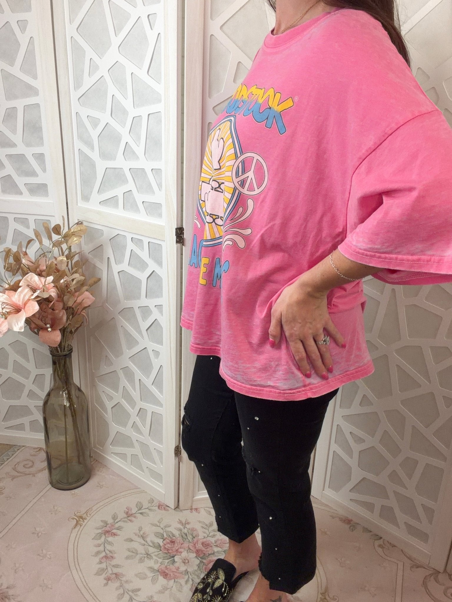Woodstock Vintage Oversized Graphic Tee – Retro Peace & Music T-Shirt - Bella Blossom Boutique
